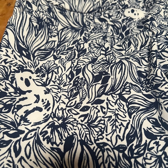 Lilly Pulitzer luxletic koala pattern pants - Picture 2 of 6